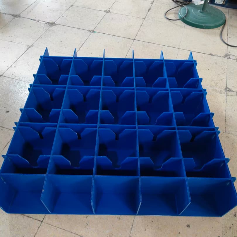 蓝色 PP 中空板复合卡位刀卡