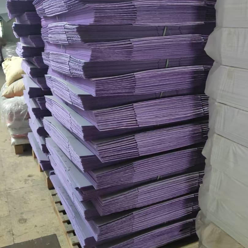 紫色 PP 中空板周转箱半成品箱片