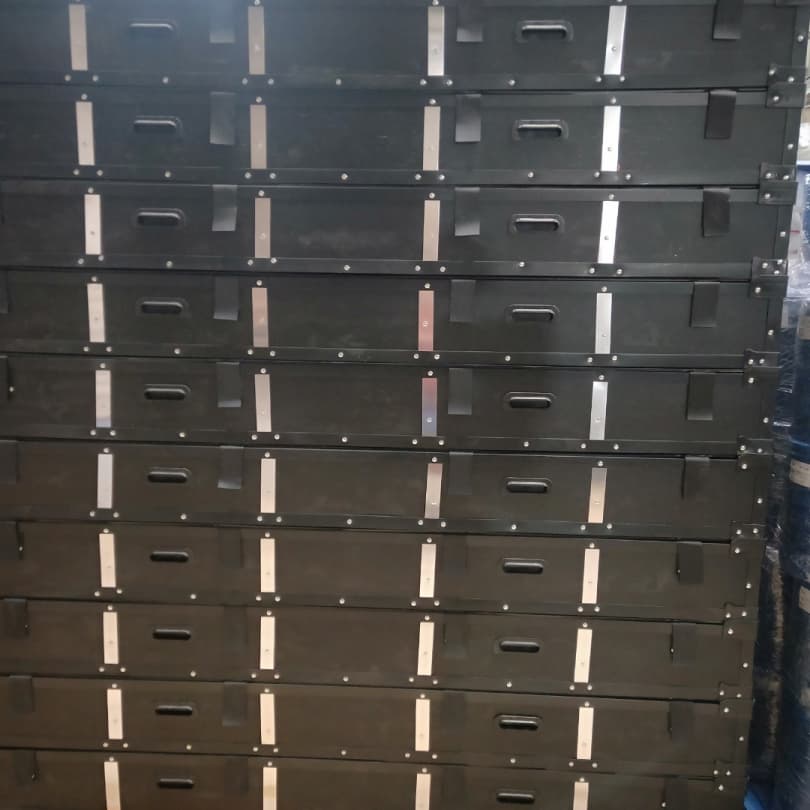 黑色防静电 PP 中空板金属包边加固周转箱